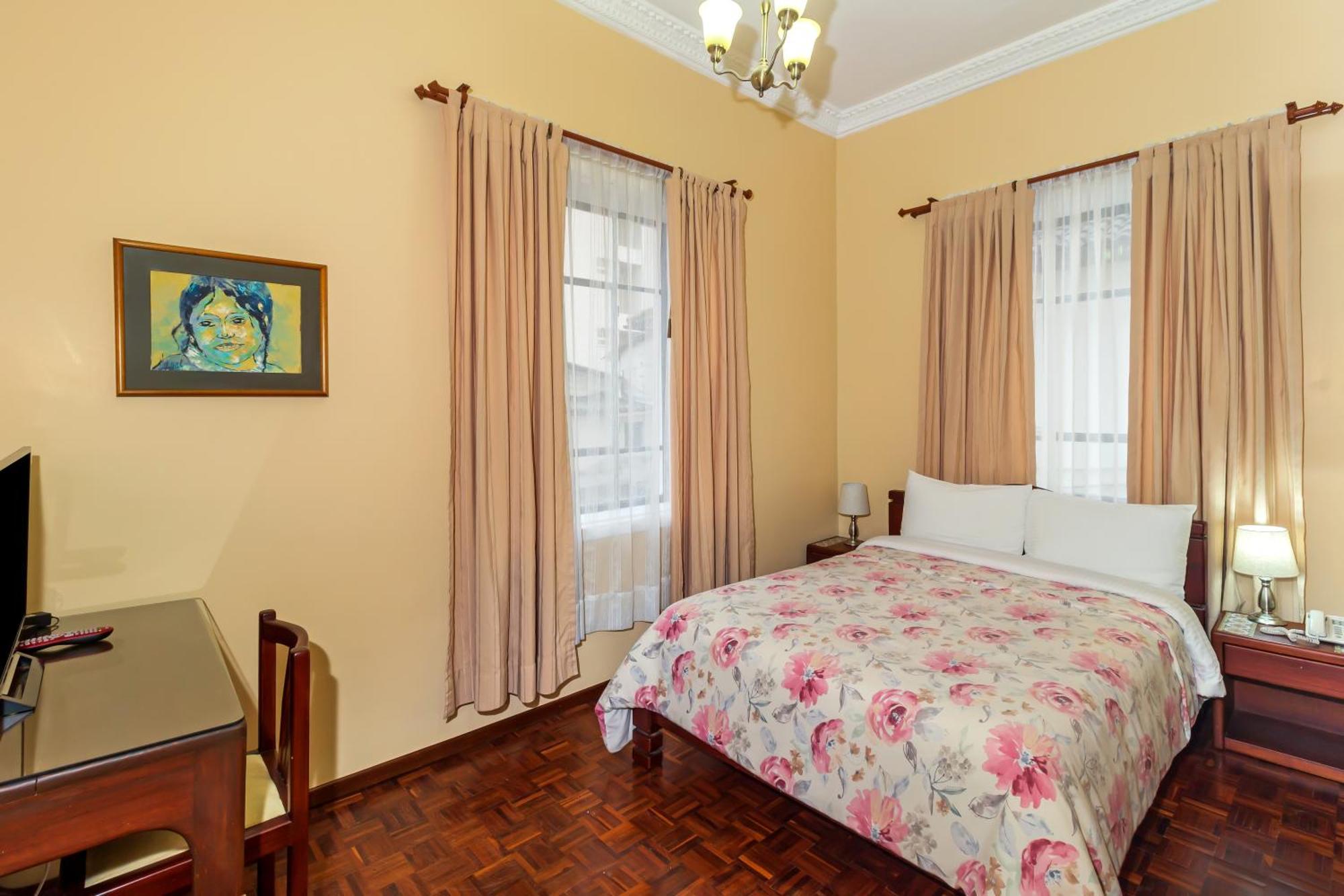 Hotel La Cartuja Quito Ngoại thất bức ảnh