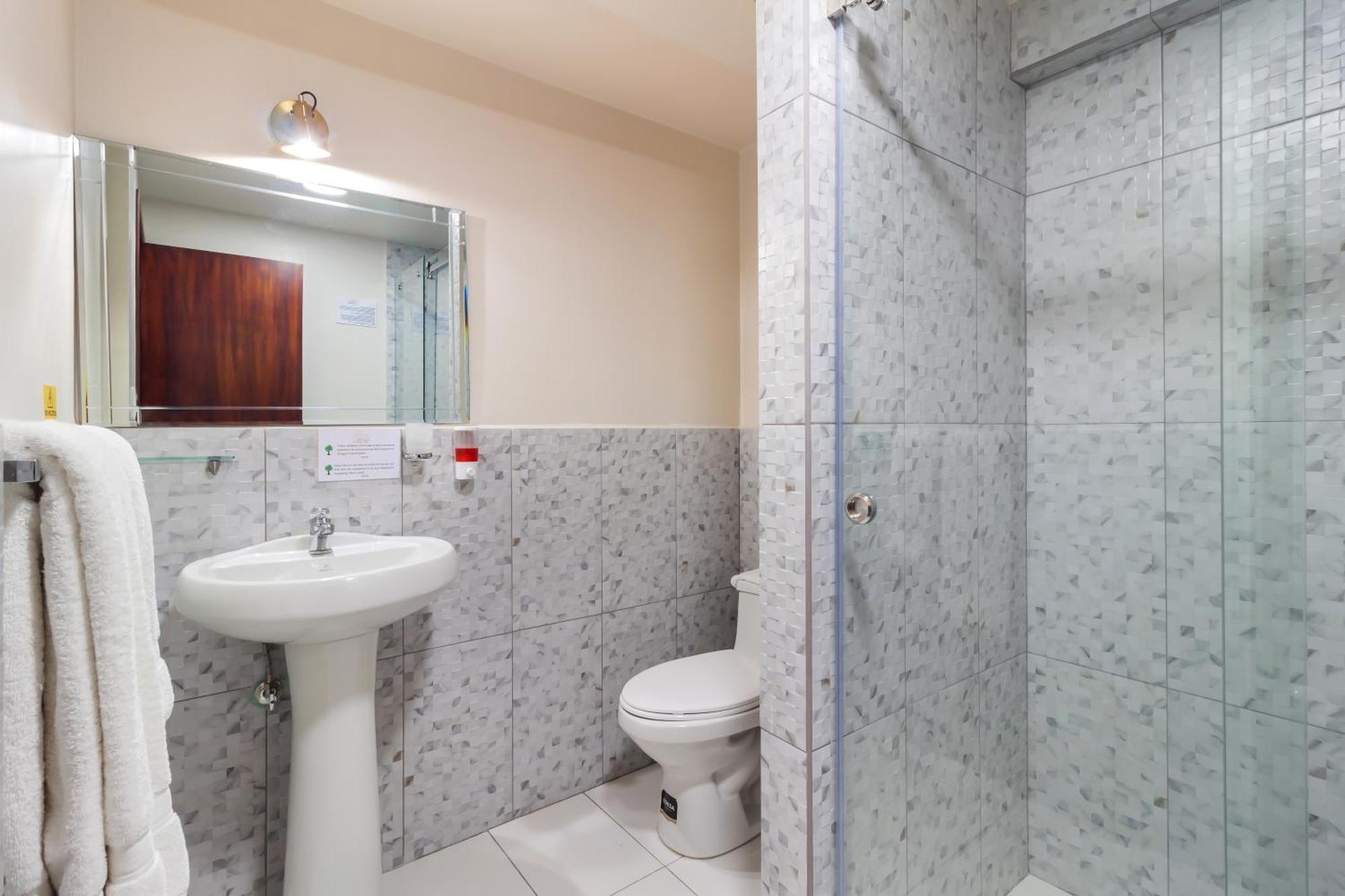 Hotel La Cartuja Quito Ngoại thất bức ảnh