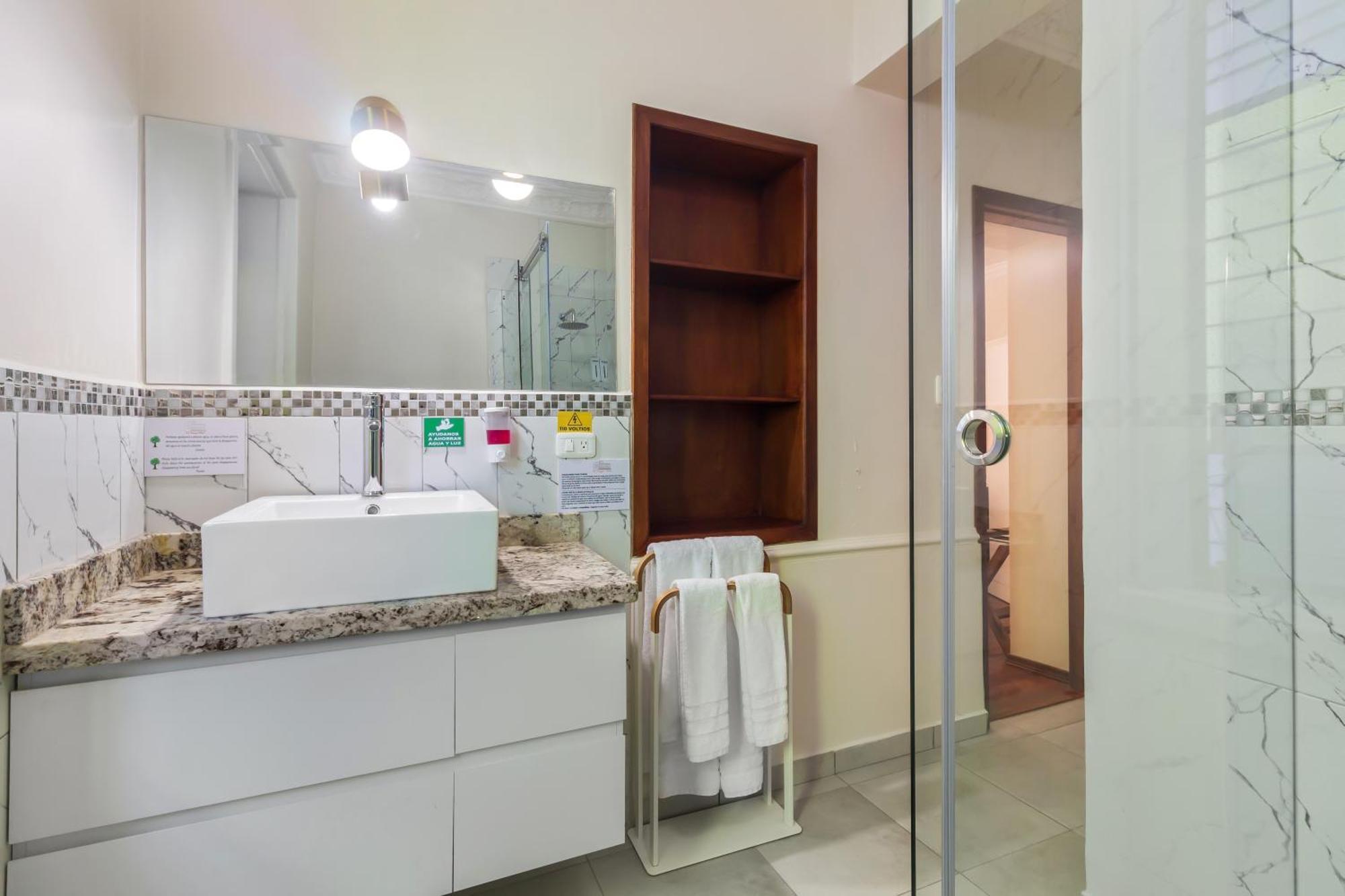 Hotel La Cartuja Quito Ngoại thất bức ảnh